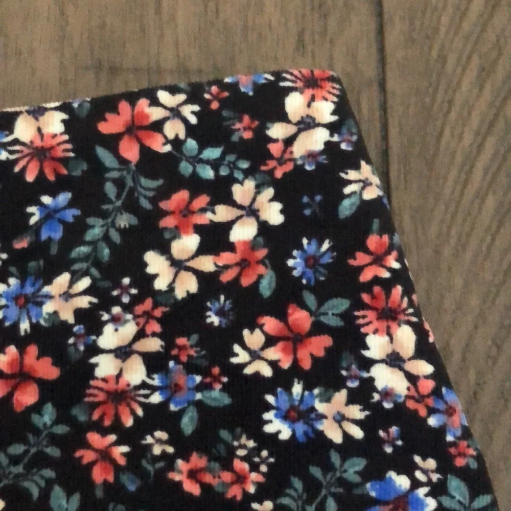 COPPER KEY Multi floral lightweight corduroy mini skirt NWT L